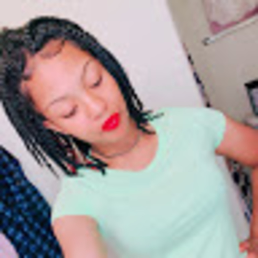 Meet your Posher, Deshauna